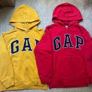 Boys gap hoodie size Xl(12)